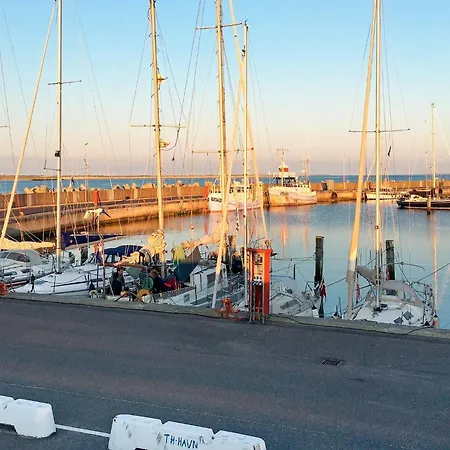 6 Person In Thyboron-by Traum * Thyborøn