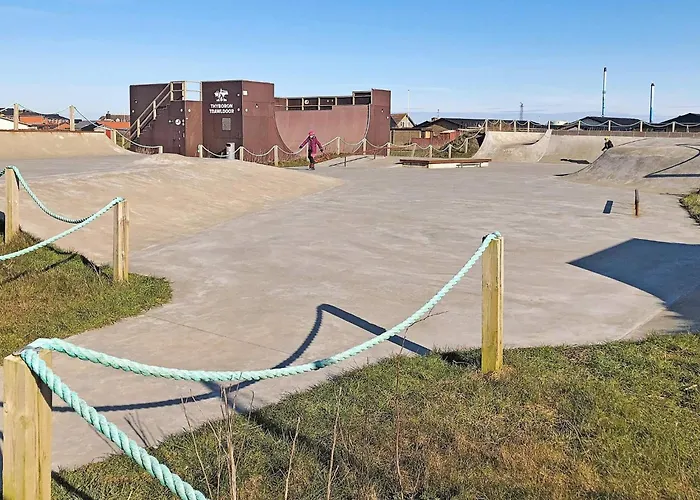 6 Person In Thyboron-by Traum Thyborøn