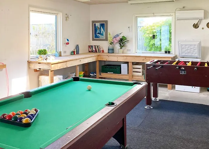 6 Person In Thyboron-by Traum *