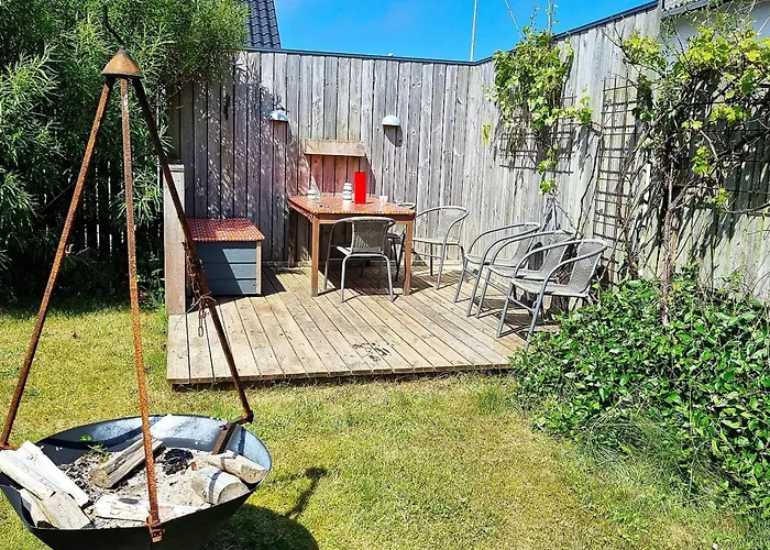 6 Person In Thyboron-by Traum Thyborøn